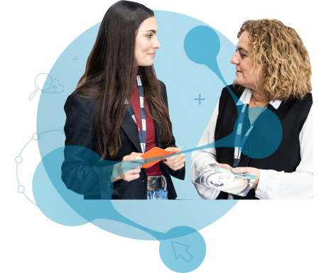 Imagen de mujeres de negocios trabajando en ámbito tecnológico